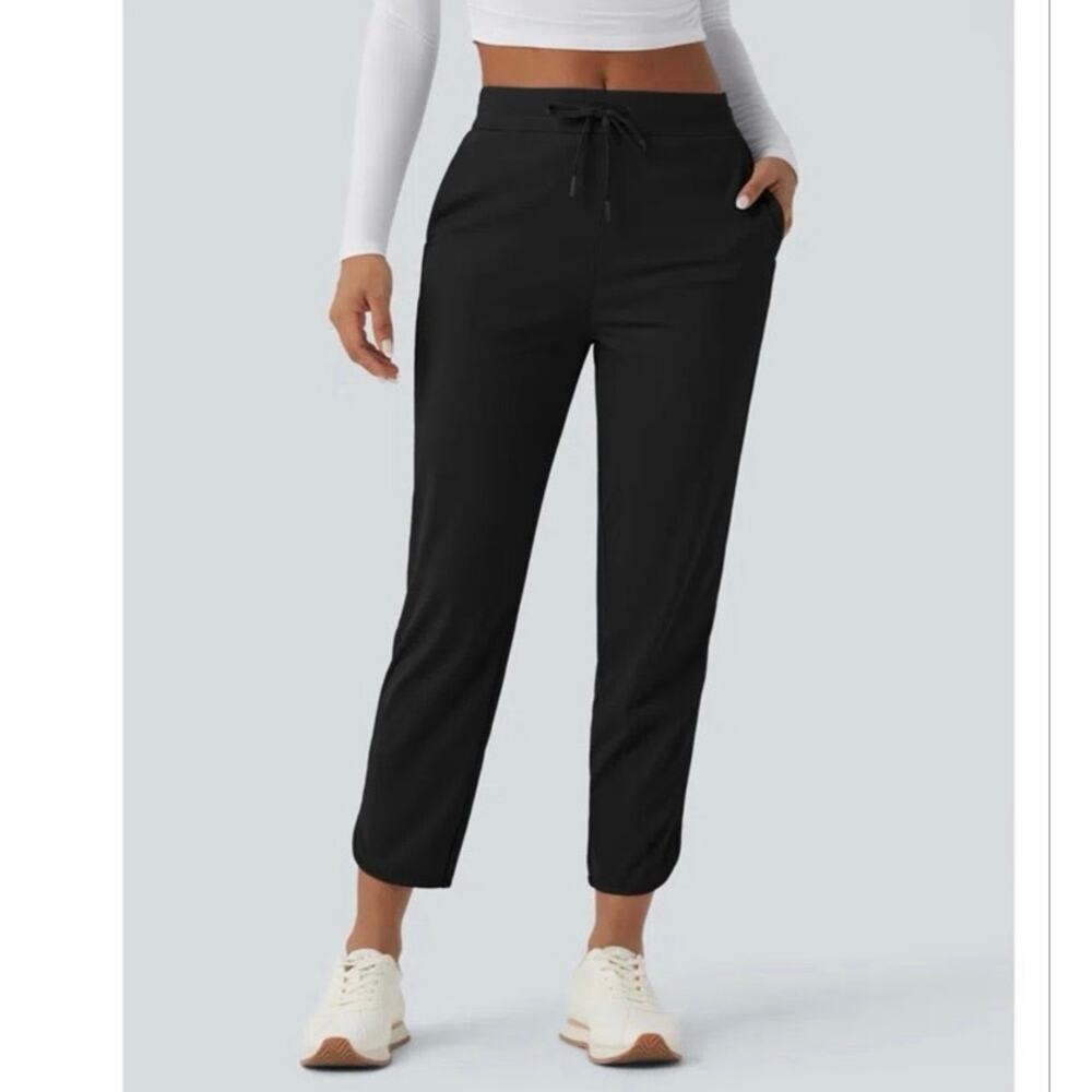 NWOT Halara Mid Rise Drawstring Quick Dry Tapered Pants Black Size L Regular - Picture 4 of 9
